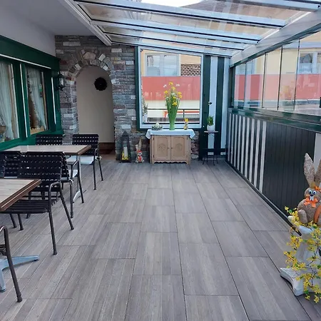 住宿加早餐酒店 Haus Steinbock 毛拉赫